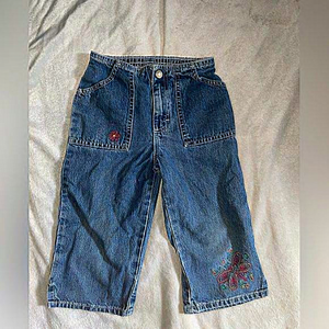 OshKosh B’Gosh Girls Size 5‎ Jeans with Embroidery